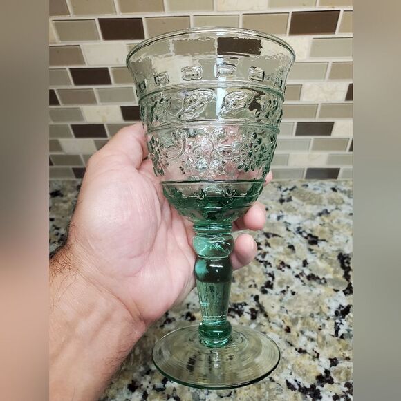 Mikasa Tender Leaves 12 oz Water Goblets 7.25" Green - Picture 7 of 8